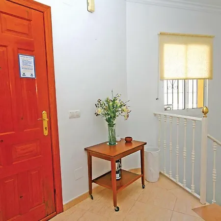 Awesome In With 3 Bedrooms, Wifi And Outdoor Swimming Pool Semesterbostad *
